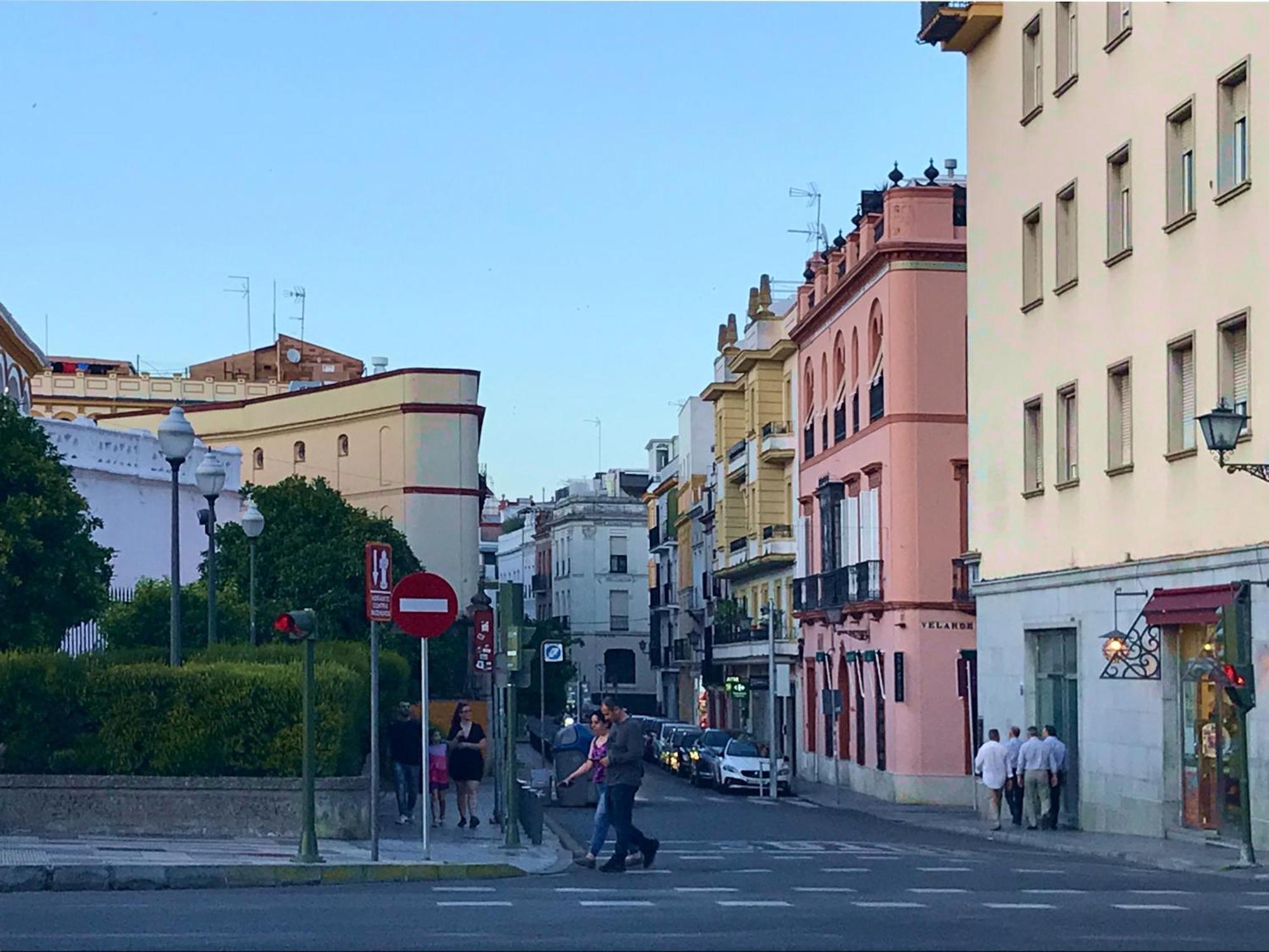 Ad21Sevilla - Suite Екстериор снимка